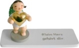Liebesbote, Engel mit Herz vergoldet, auf Sockelplatte