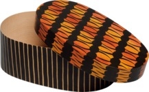 Spandose mit geflammten Muster, oval, l=25 cm, letztmalig 2021