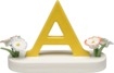 Buchstabe A, mit Blumen