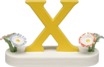 Buchstabe X, mit Blumen