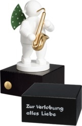 Engel mit Saxofon, auf kleinem Sockel