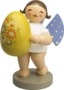 Engel mit gelbem Osterei, stehend, mit floraler Bemalung